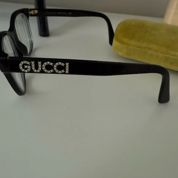 Gucci Black eyeglasses with Case - Picture 3 of 3